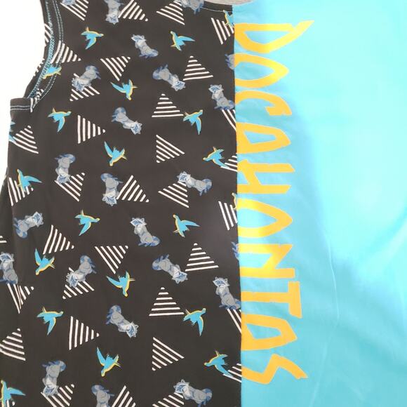 NEW!! Disney Womens SIZE M Pocahontas Meeko Muscle Tank Top Colorblock - Picture 6 of 12